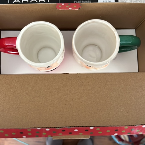 NIB Johanna Parker Christmas Santa & Mrs. Claus Mug Set Of 2 - RED & GREEN - Picture 4 of 6